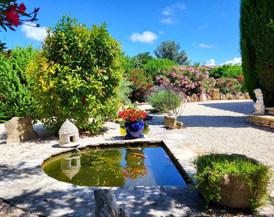 "La Massette Du Cheval Blanc" Villa De Caractere En Pierre LʼIsle-sur-la-Sorgue Εξωτερικό φωτογραφία